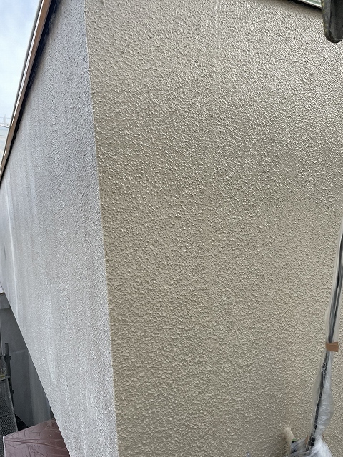 小平市リフォームワークスの外壁塗装施工事例 クラック塗装