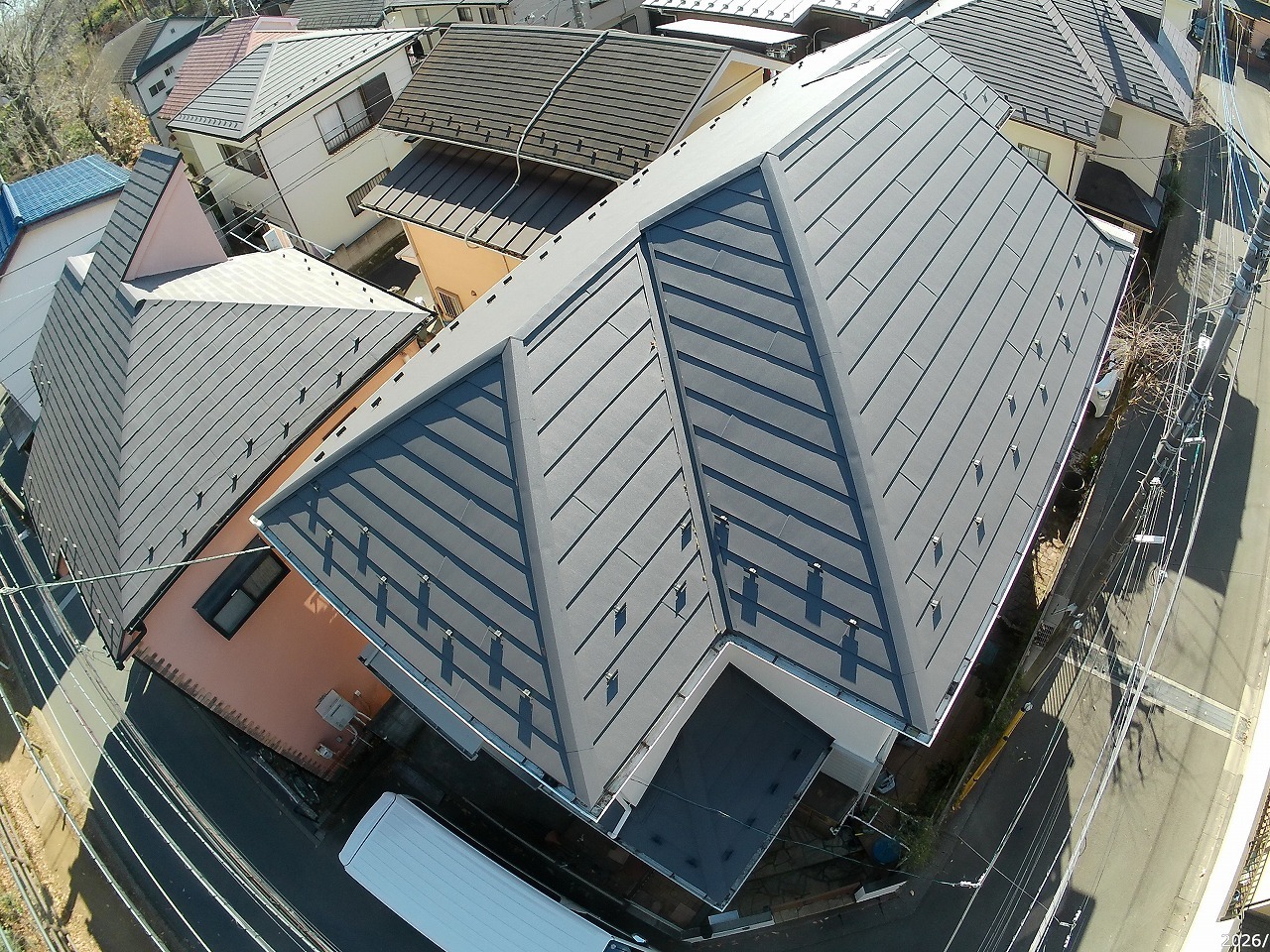 小平市リフォームワークスの施工事例：屋根外壁塗装後の外観