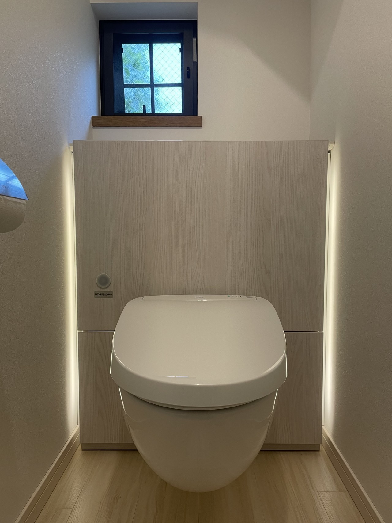 小平市リフォームワークスのトイレの施工事例：LIXIL　フロートトイレ