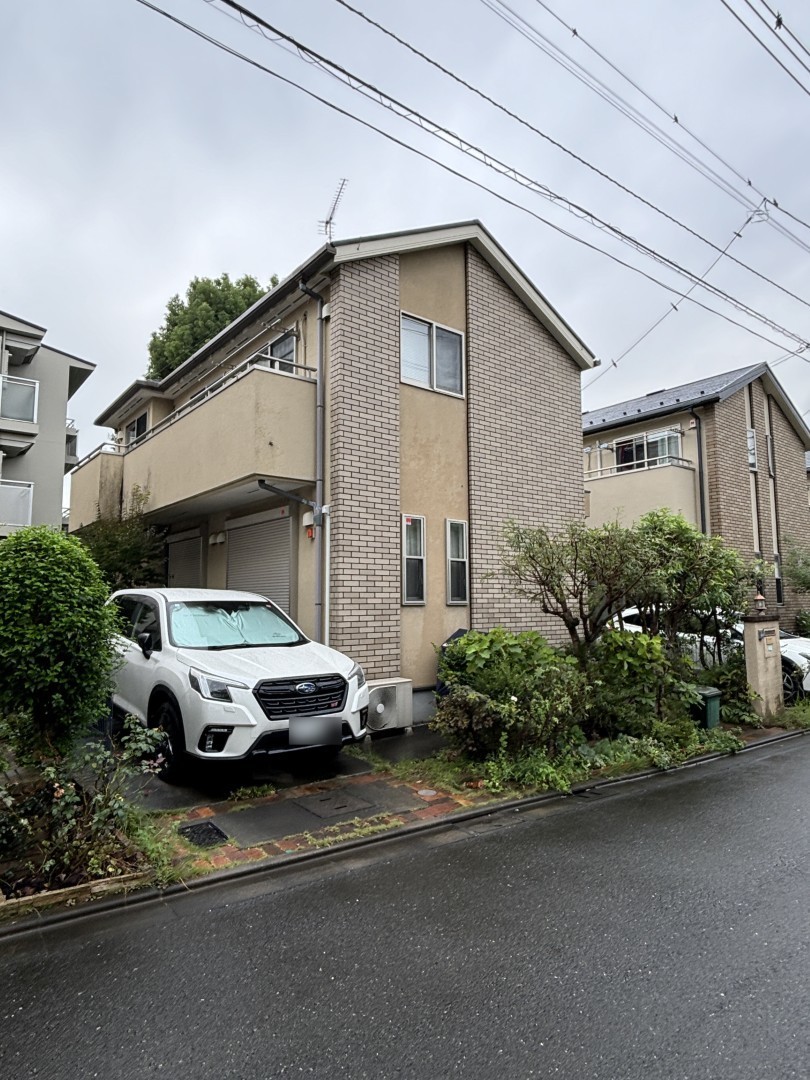 屋根外壁塗装前の外観