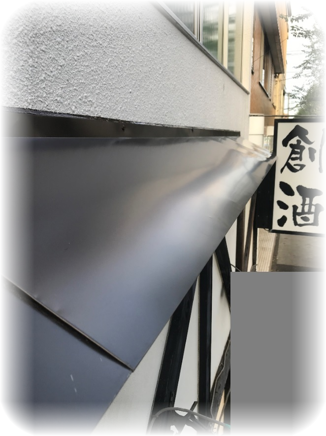 小平市花小金井の工務店リフォームワークスが手がけた店舗改装工事キッチンバーの画像です。