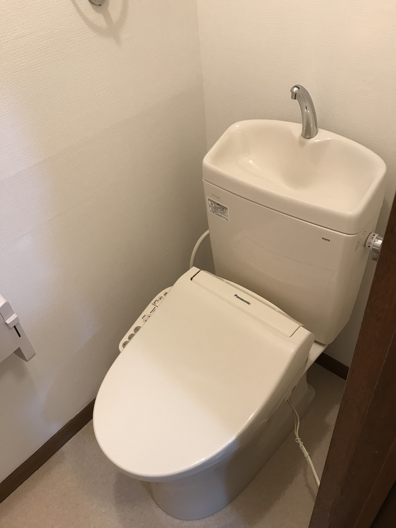 小平市リフォームワークスのトイレの施工事例：アパートトイレ改修工事　小平市