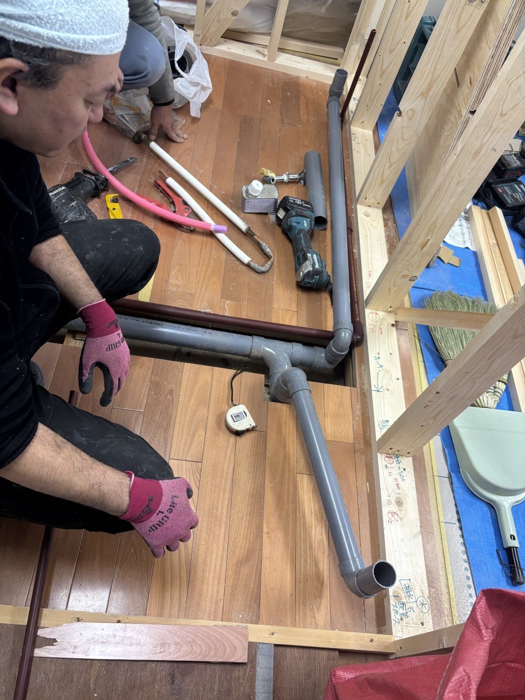 屋根塗装・外壁塗装の足場