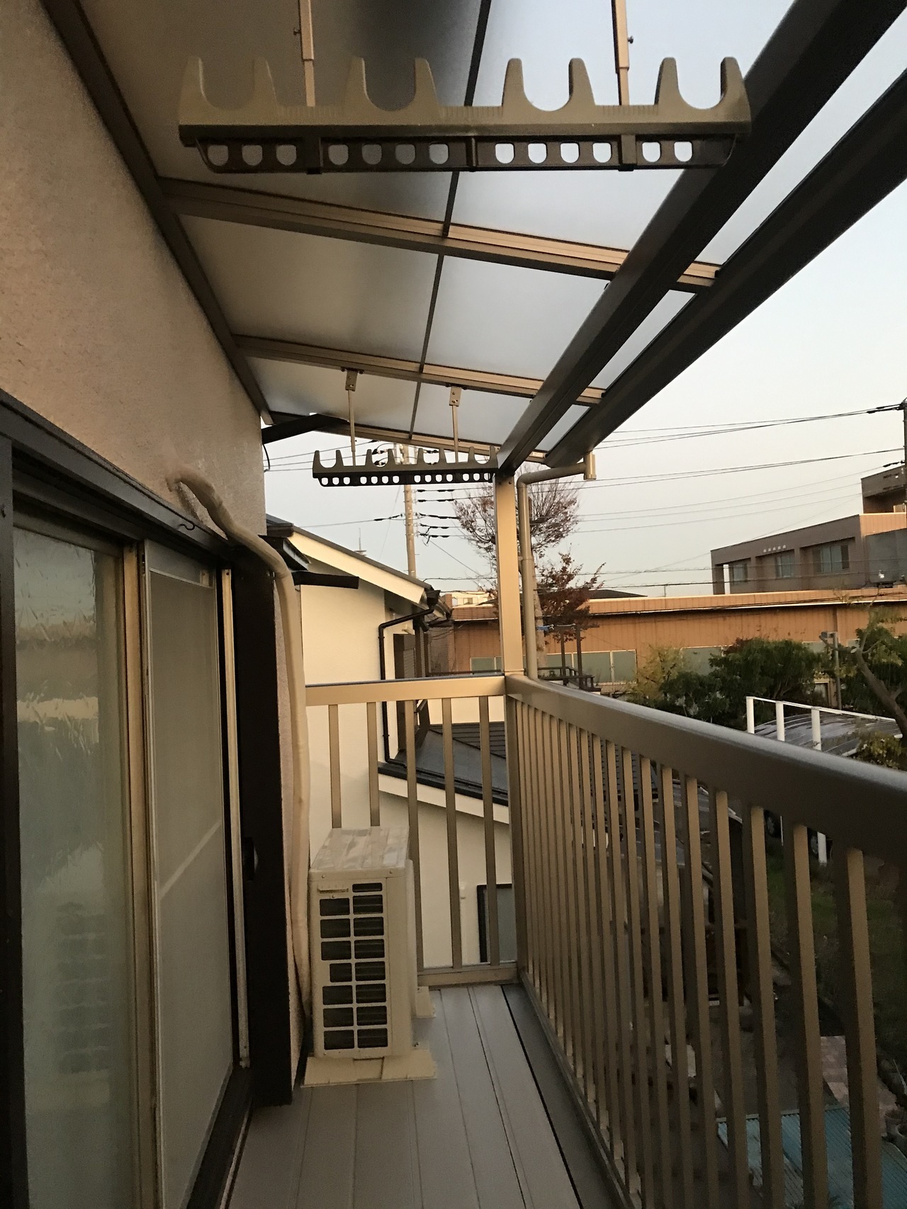 小平市リフォームワークスのエクステリア施工事例：テラス新設・バルコニー改修工事