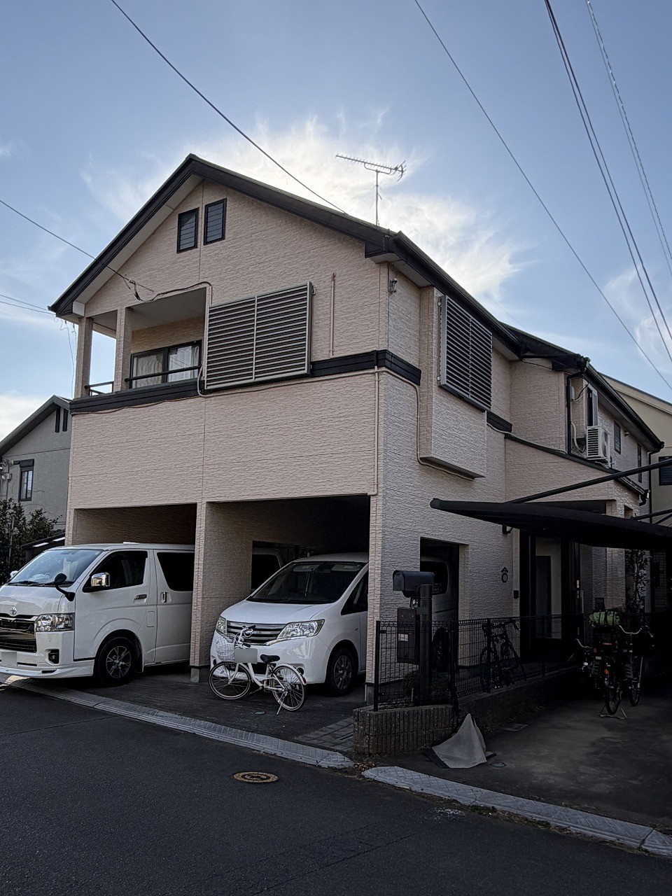 屋根外壁塗装前の外観
