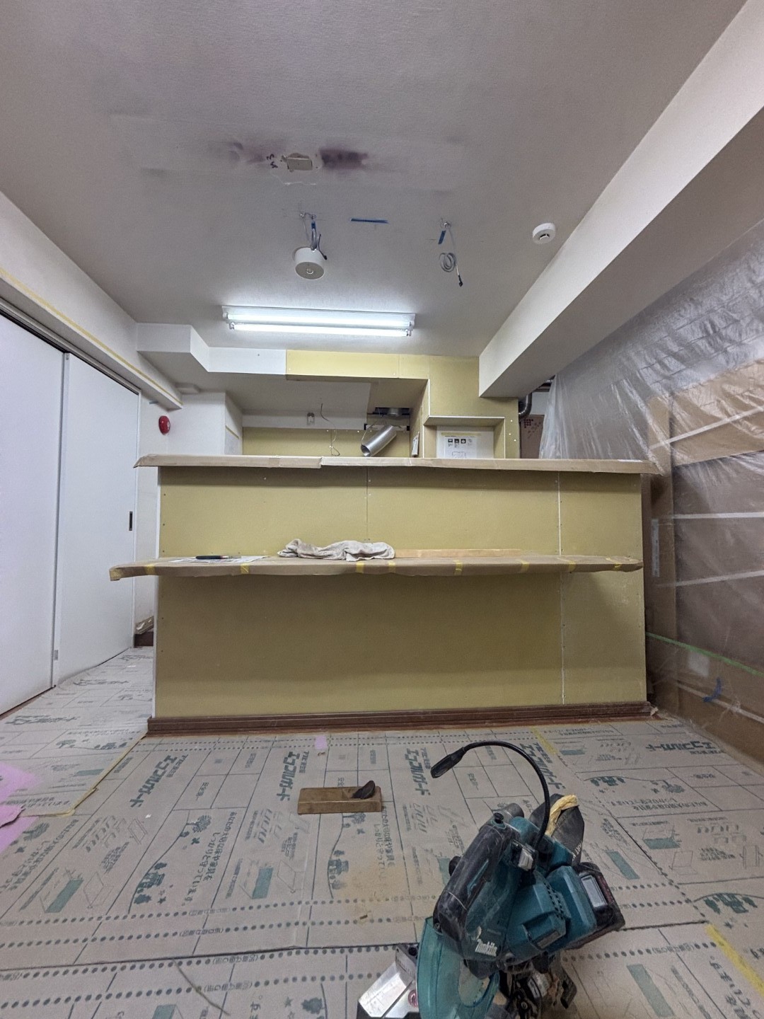 屋根塗装・外壁塗装の足場