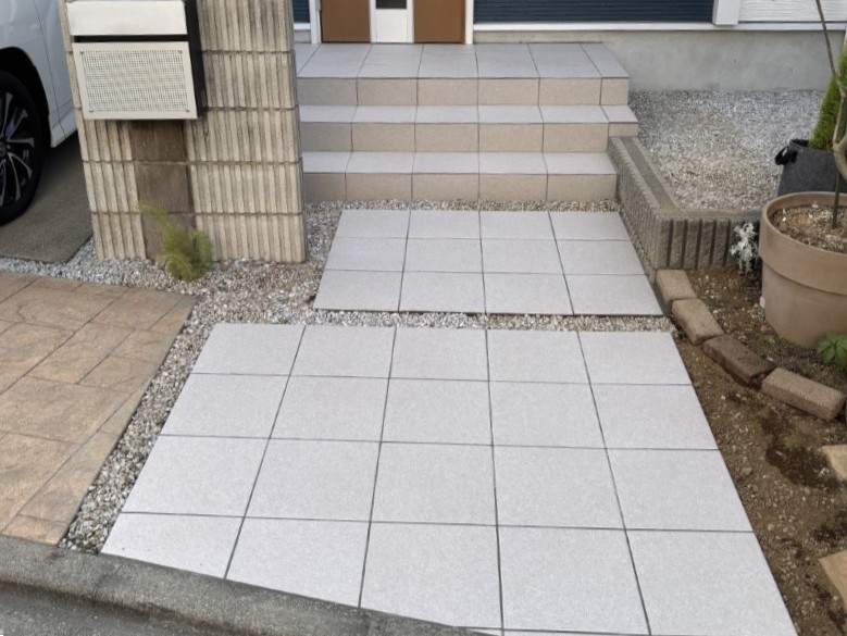小平市リフォームワークスの施工事例：屋根棟板金改修工事