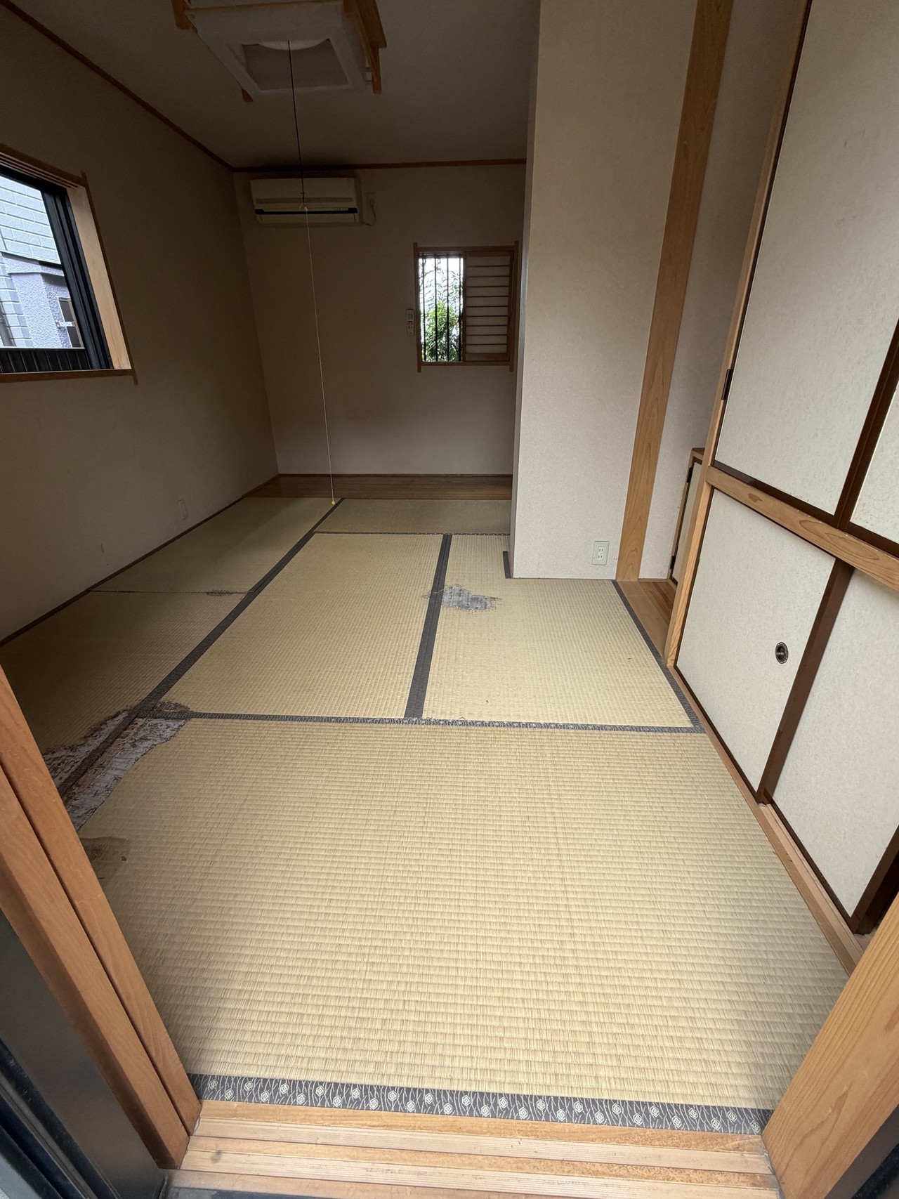 施工前の部屋