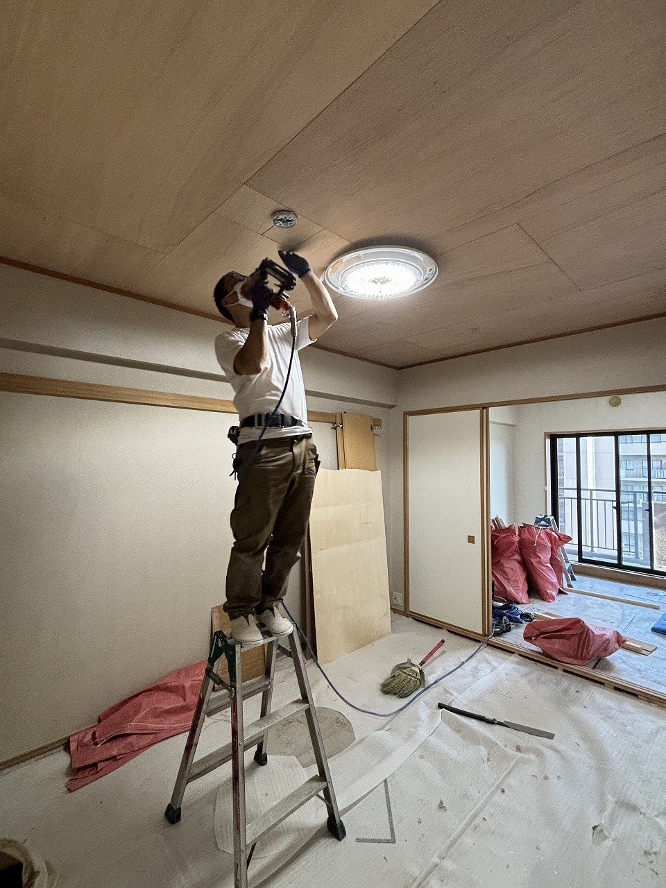 内装工事中