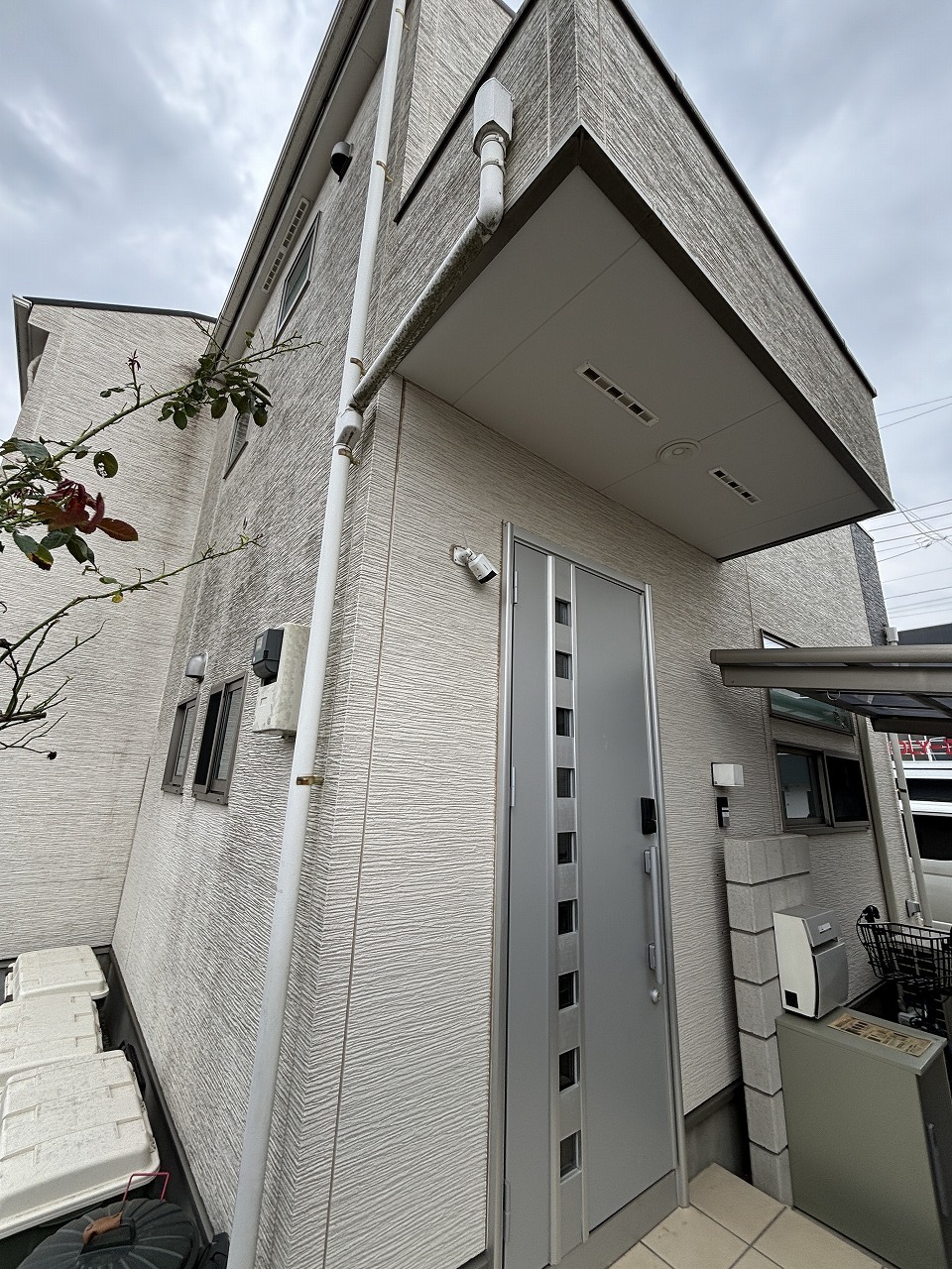 修繕した窓枠