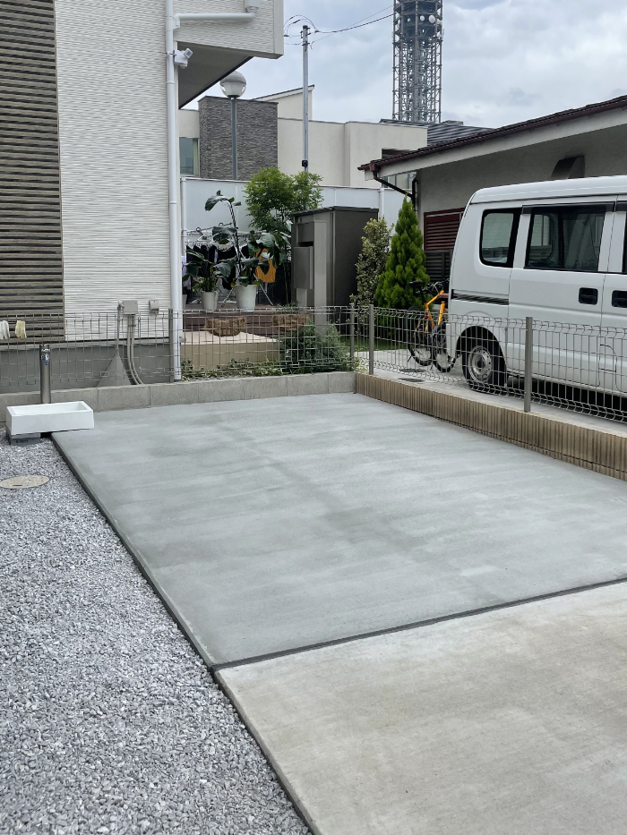 小平市リフォームワークスのエクステリア施工事例：土間コンクリート
