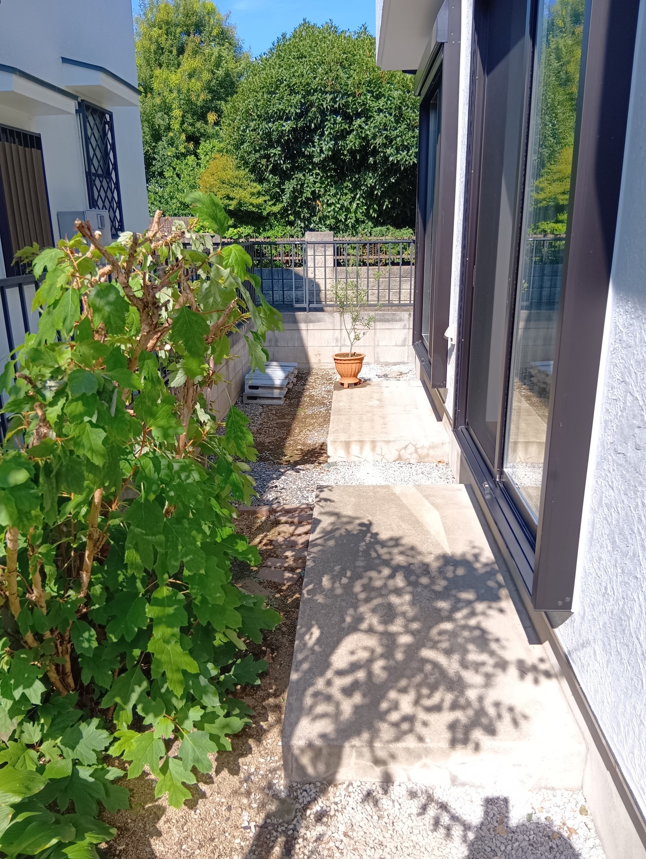 外構工事施工前の外観