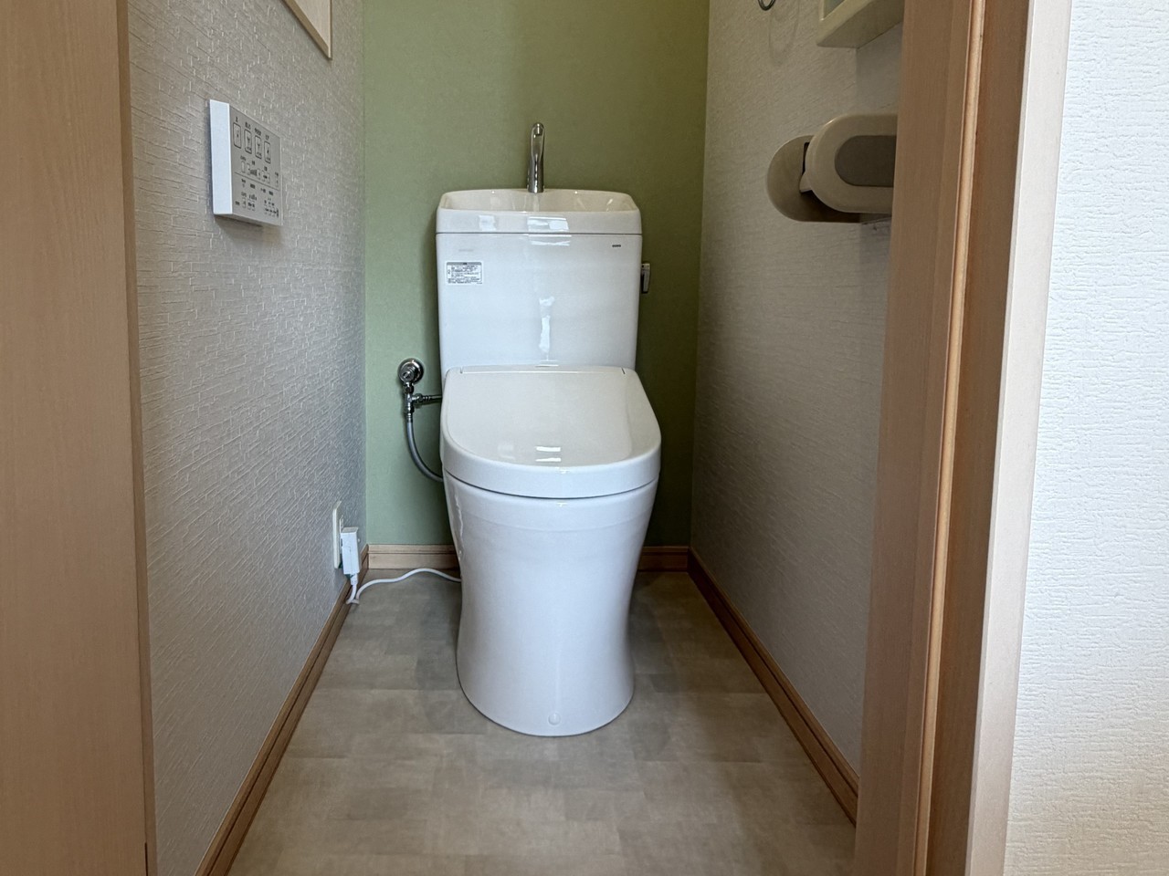 小平市リフォームワークスの施工事例：屋根棟板金改修工事