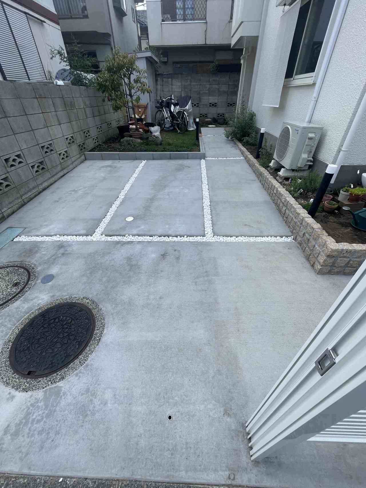 土間コンクリート施工後の駐車スペース