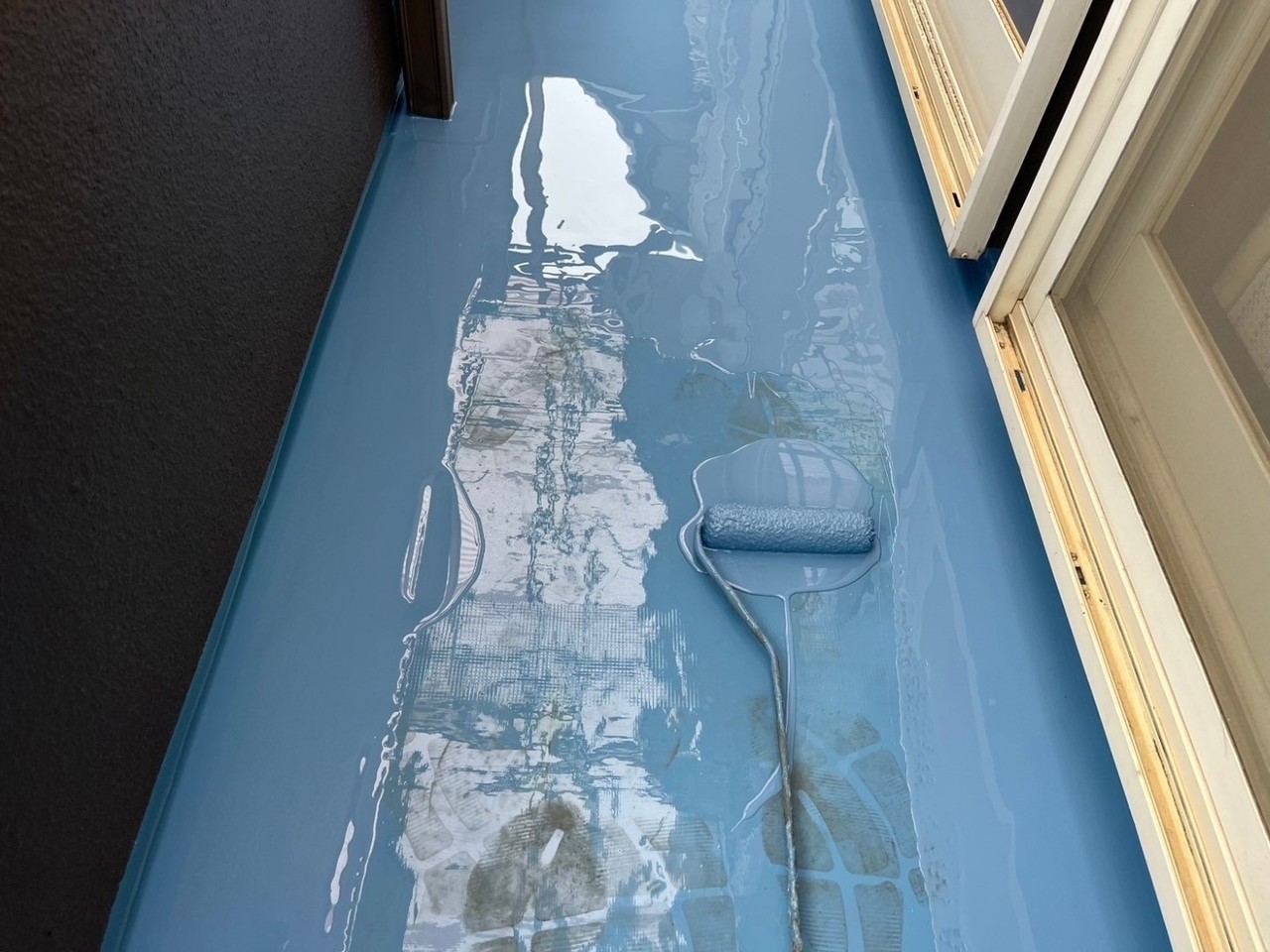 防水加工中のバルコニー