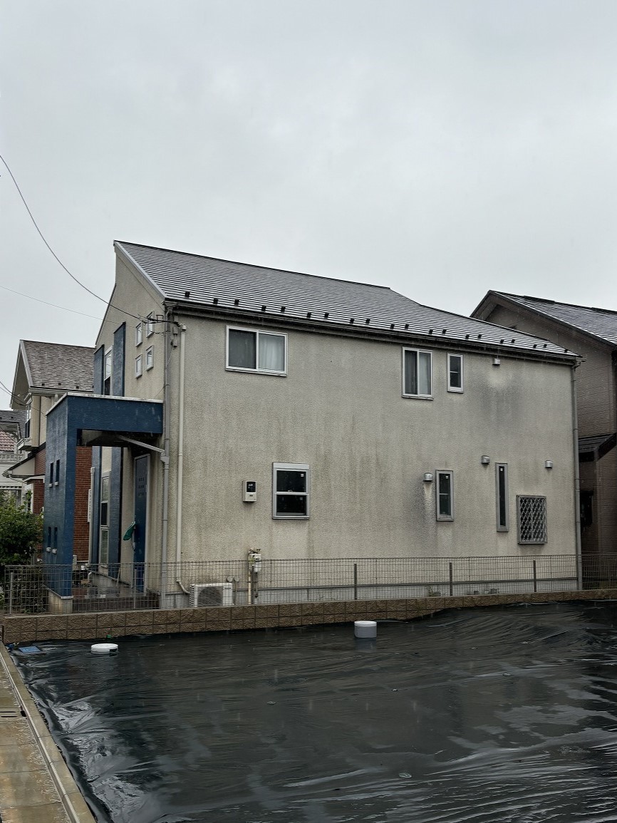 屋根外壁塗装前の外観