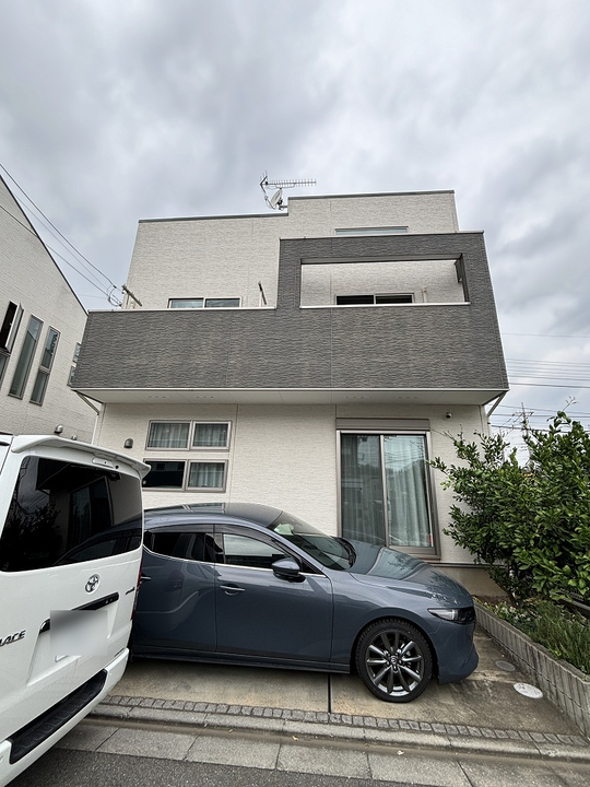 劣化した窓枠