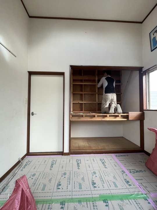 解体中の部屋
