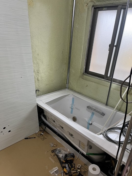 工事中の浴室