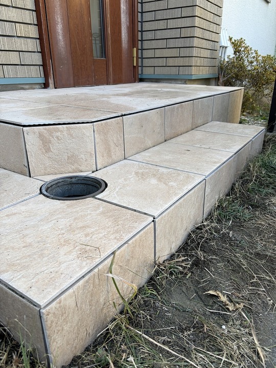 新規タイル貼り