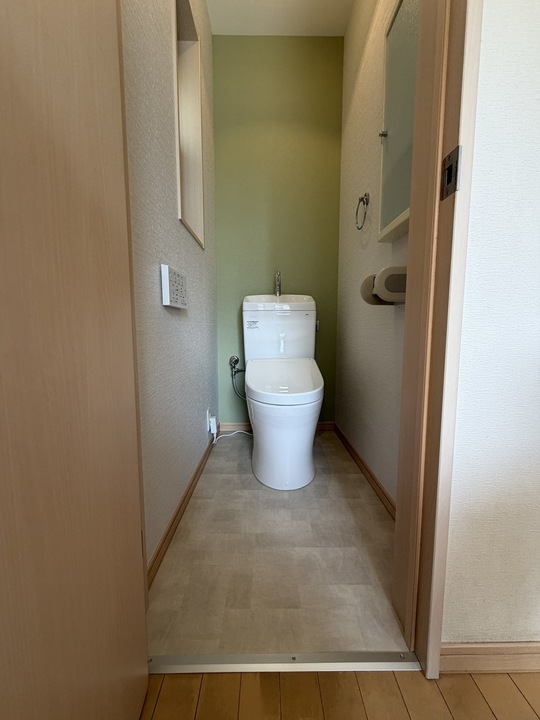 小平市リフォームワークスの西東京市施工事例：リフォーム後のトイレ