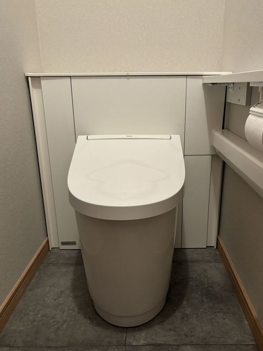 小平市リフォームワークスの西東京市施工事例：リフォーム後のトイレ