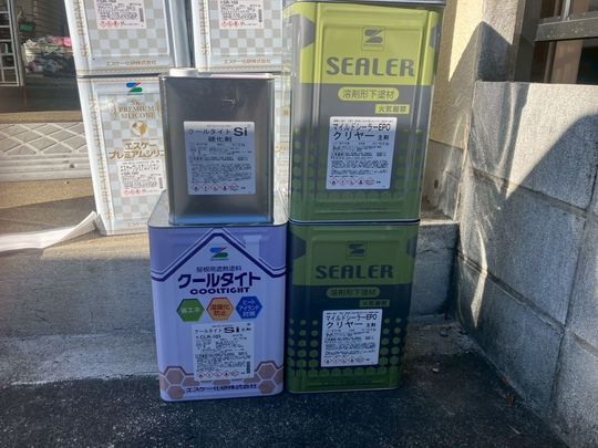 屋根塗装の材料