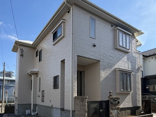 小平市リフォームワークスの施工事例：屋根棟板金改修工事