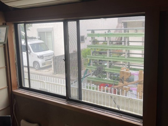 交換前のドア